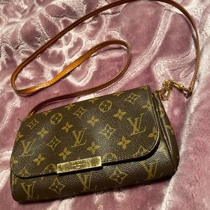 100% authentic louis vuitton cross body bag